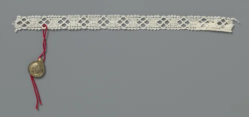 Strook kloskant met gestileerde ogentroost of "ögontröst" by anonymous, other, 1800-1899