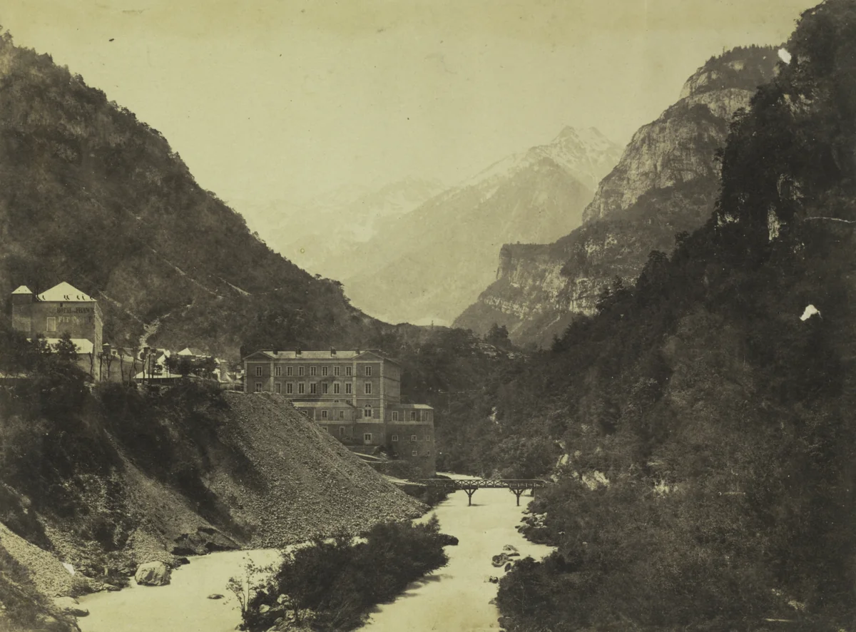 Eaux-Chaudes, Pyrenees (verso) by Farnham Maxwell Lyte, photograph, 1850-1860