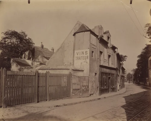 Asnières. Vieille maison by Eugène Atget, photograph, 1901