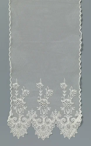 Strikdas van machinale kant met klaprozen aan uiteinden by anonymous, other, 1890-1899