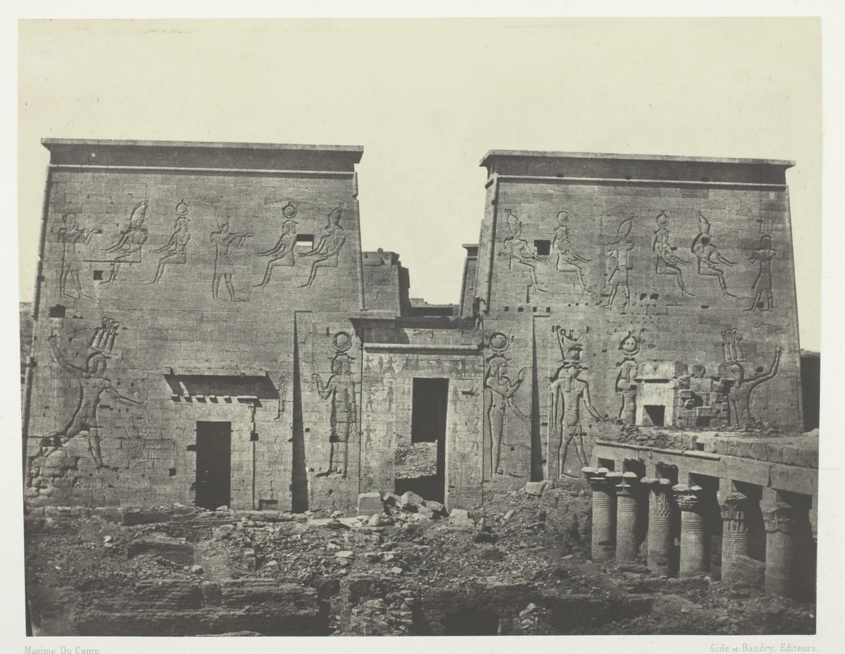 Drômos et Philônes, Grand Temple d'Isis à Pilônes; Nubie, plate 72 from the album "Egypte, Nubie, Palestine et Syrie" (1852) by Maxime Du Camp, photograph, 1849-1851