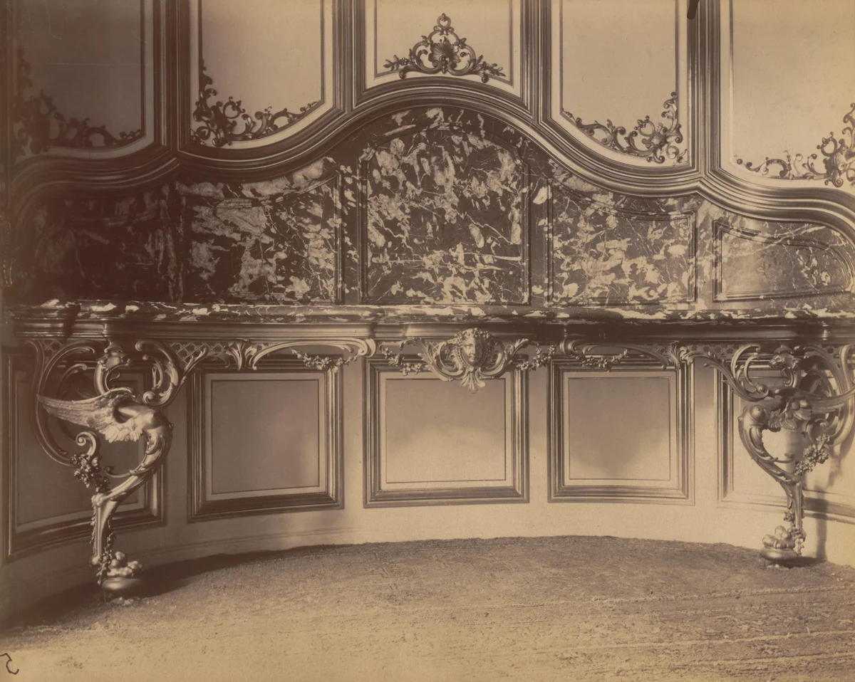 Ambassade d'Autriche, 57 rue de Varenne by Eugène Atget, photograph, 1905