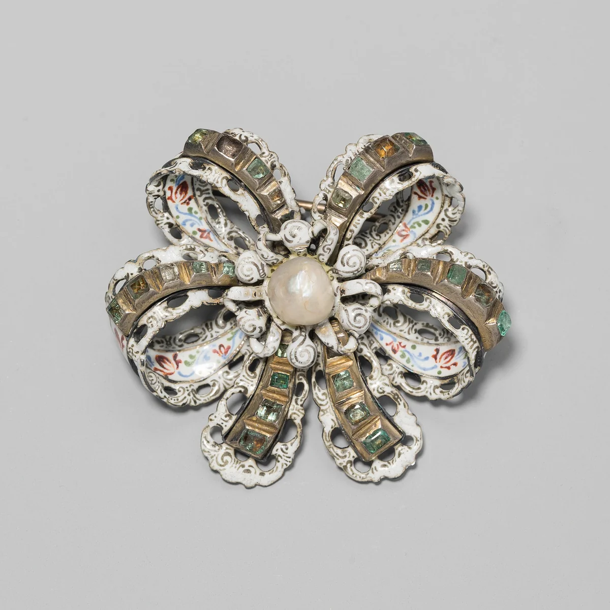 Brooch Shaped as a Bow by French, metalwork, 1600-1699