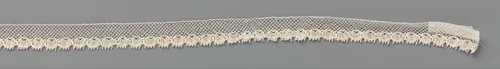 Strook kloskant met aaneengeschakelde ovaaltjes langs de onderzijde by anonymous, other, 1850-1870
