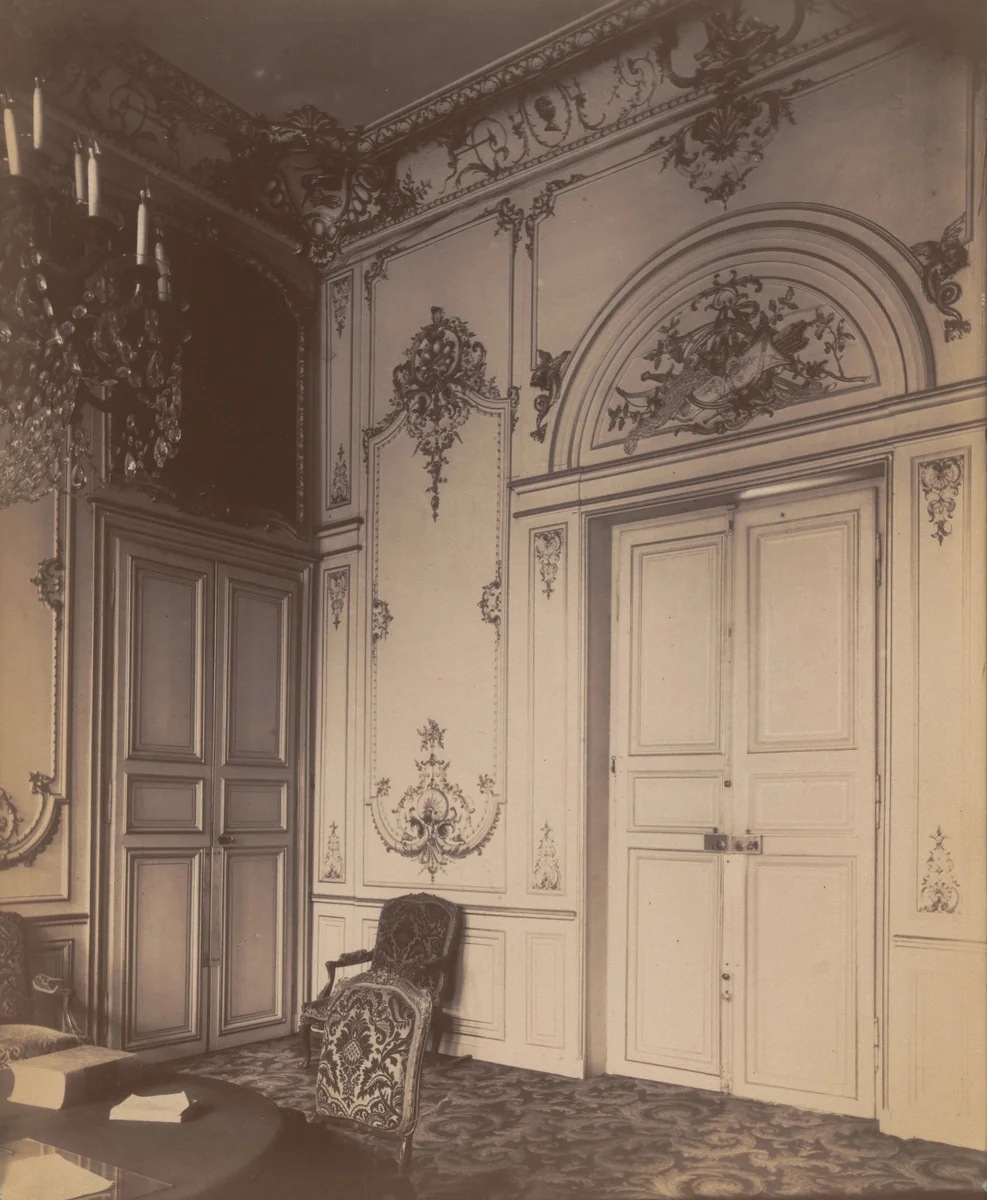Hôtel de Roquelaure. Boulevard Saint-Germain 246 by Eugène Atget, photograph, 1905
