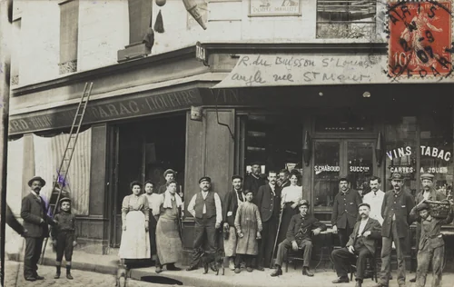Bar tabac, S. Chaboud Succeur, Angle rue Saint-Maur et rue du Buisson Saint-Louis by Unidentified Photographer, photograph, 1907