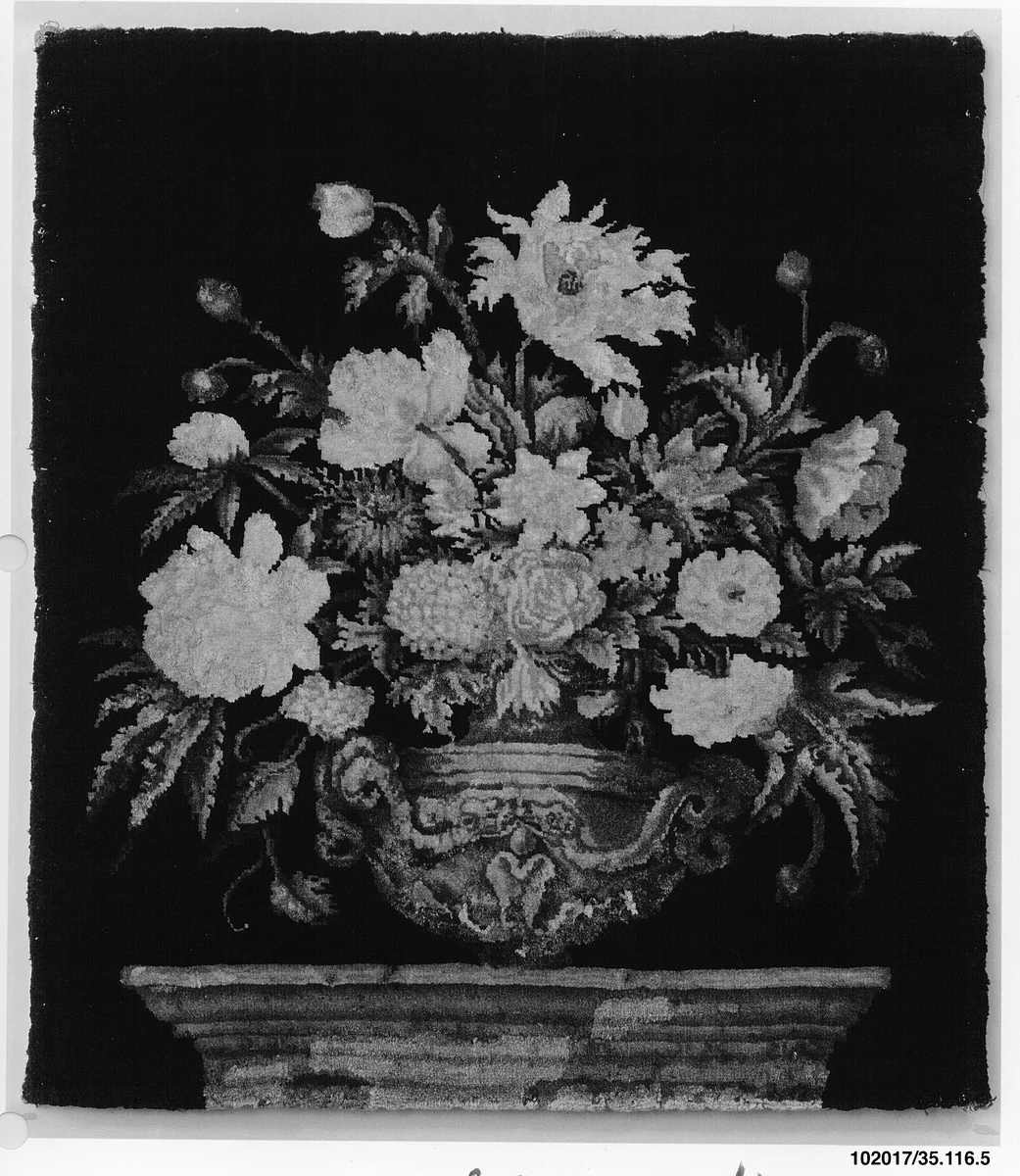 Flowers in a silver vase by Savonnerie Manufactory, textile, 1685-1715