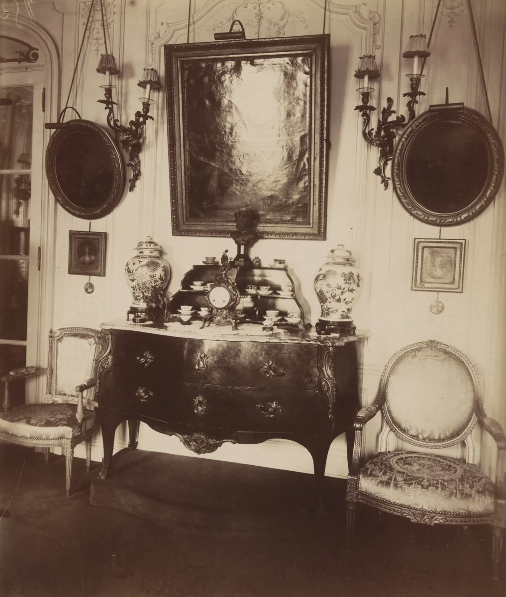 Untitled (interior) by Eugène Atget, photograph, 1910