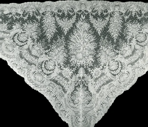 Half Shawl by England or France, textile, 1860-1869