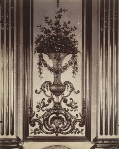 Ambassade d'Autriche, 57 rue de Varenne by Eugène Atget, photograph, 1905