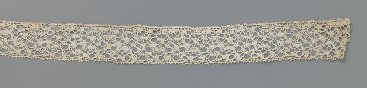 Strook kloskant met een wirwar van ovale knopjes by anonymous, other, 1675-1699