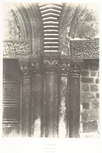 Jérusalem, Saint-Sépulcre, Détails de la porte by Auguste Salzmann, photograph, 1854-1859