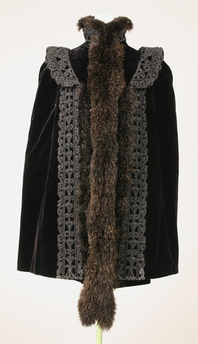 Cape by Maison Pingat, artwork, 1891-1893
