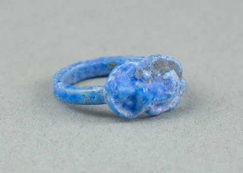 Ring: Scarab by Egyptian, metalwork, -1390