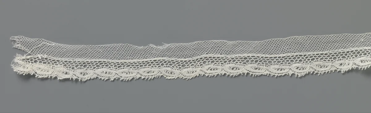 Strook kloskant met rand van opengewerkte spitsovalen by anonymous, other, 1880-1914