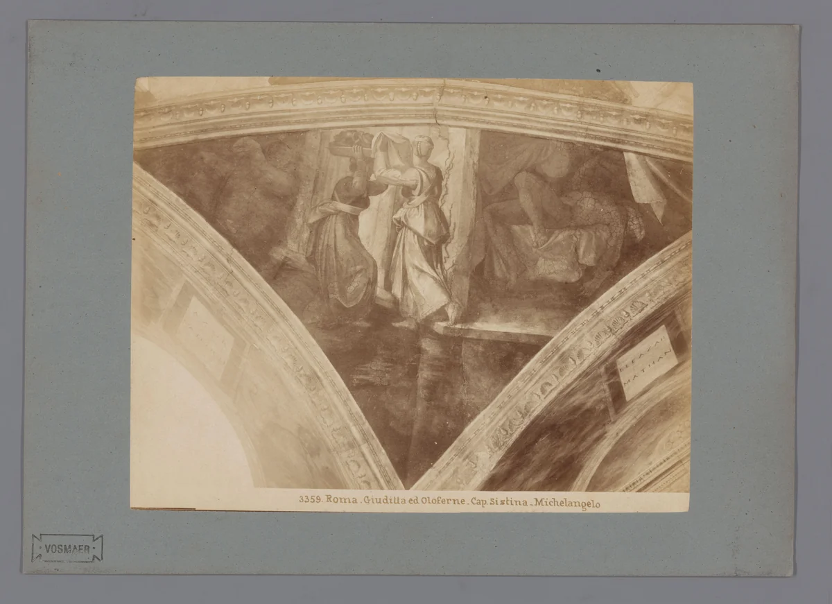 Fotoreproductie van het fresco Judith en Holofernes door Michelangelo in de Sixtijnse kapel by anonymous, photograph, 1851-1900
