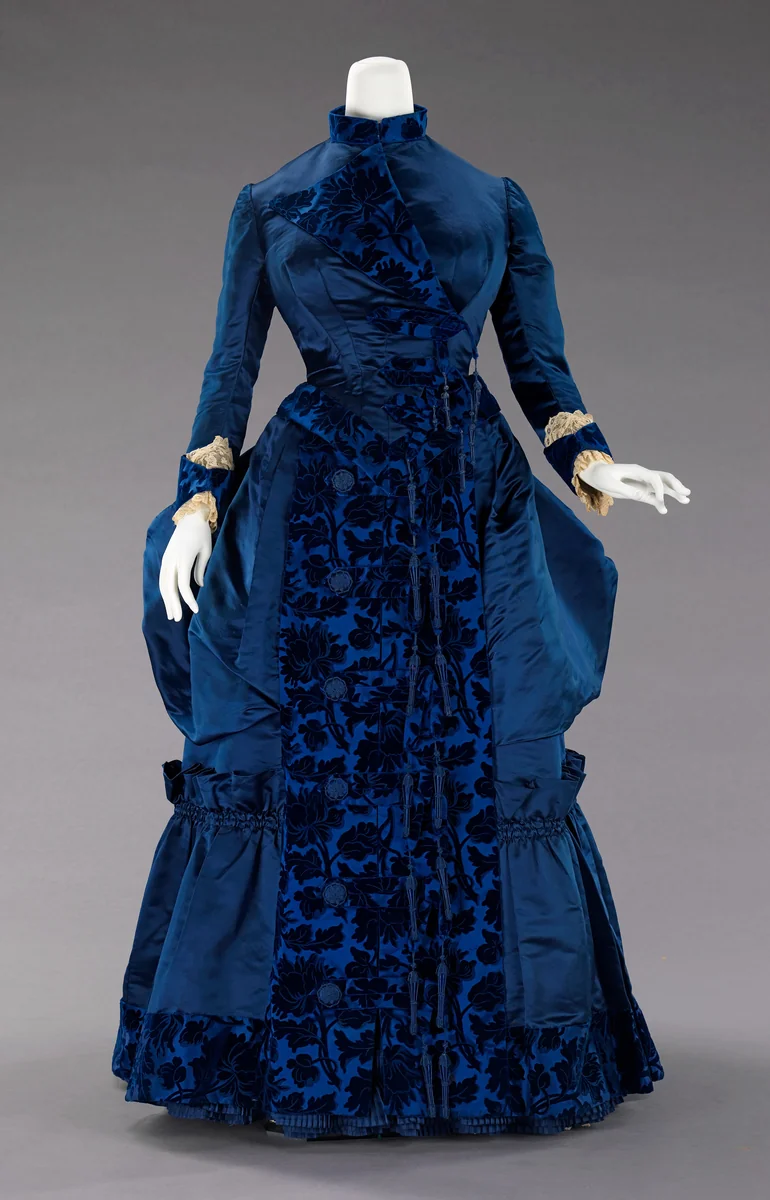 Afternoon dress by Augustine Martin & Company, artwork, 1883-1887