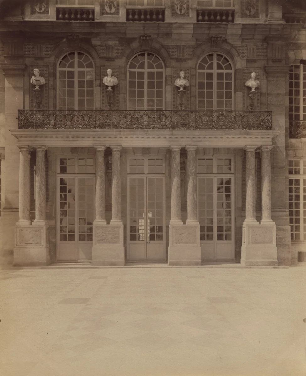 Versailles -- Le Château by Eugène Atget, photograph, 1902