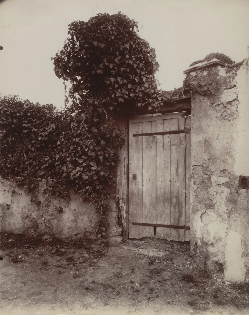 Plessis Piquet. Entrée pittoresque, Chatillon by Eugène Atget, photograph, 1921