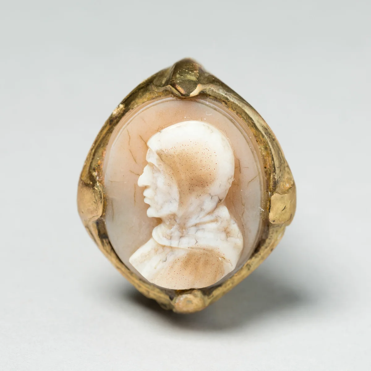 Ring with Cameo Portrait of Girolamo Savonarola by Italian, metalwork, 1500-1550