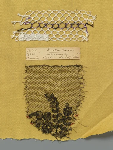 Staal kloskant met grove draad als voorbeeld van de verbindende raccroc-steek by anonymous, other, 1900-1930