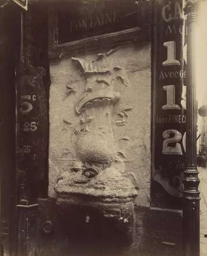 Fontaine Maubuée, rue Saint-Martin 122 by Eugène Atget, photograph, 1900