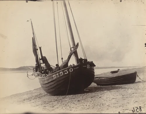 Étaples by Eugène Atget, photograph, 1900
