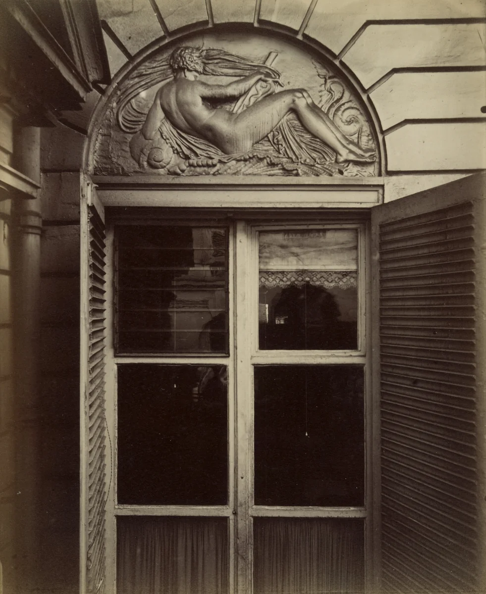 Hôtel de Cardinal Dubois, rue de Valois by Eugène Atget, photograph, 1913