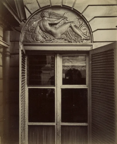Hôtel de Cardinal Dubois, rue de Valois by Eugène Atget, photograph, 1913