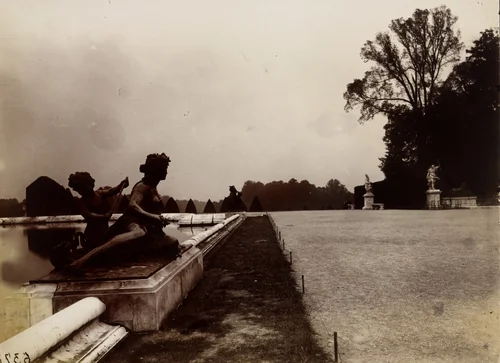 Versailles, Le Parc by Eugène Atget, photograph, 1902
