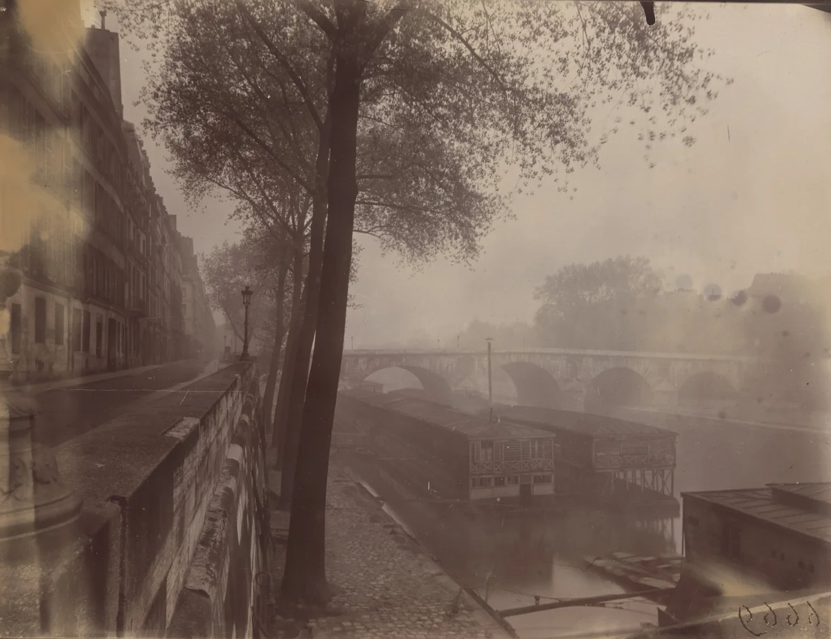 Pont Marie by Eugène Atget, photograph, 1926