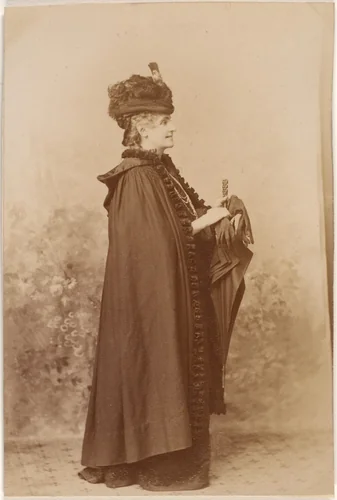 Arrivo by Pierre-Louis Pierson, photograph, 1893