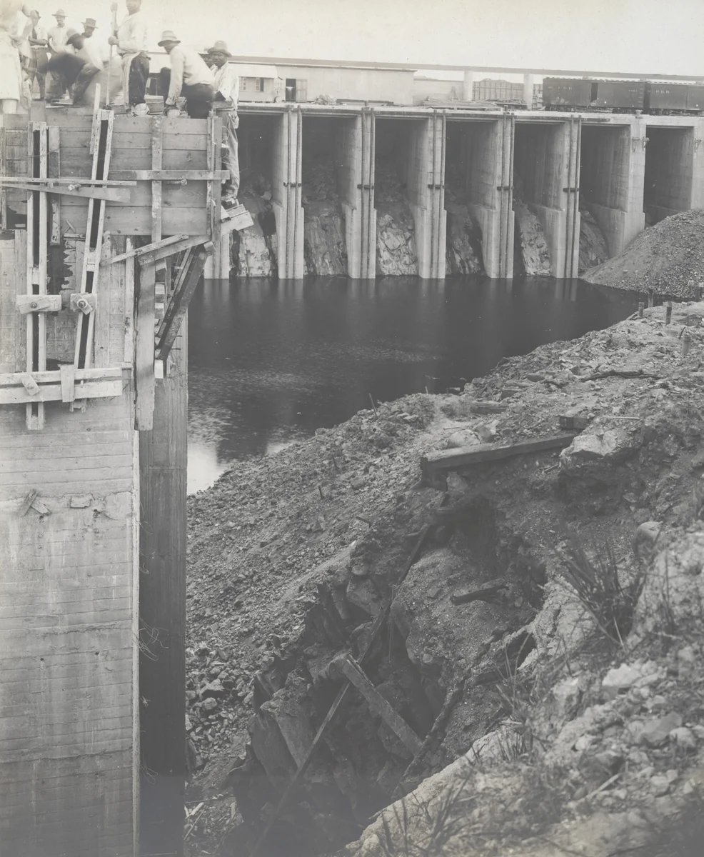 Balboa Terminals. Dry Dock #1. Showing west end of Entrance Pier by Unidentified Photographer, photograph, 1916
