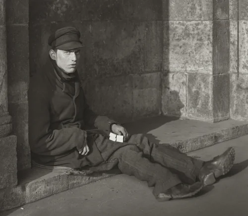 Match-seller by August Sander, photograph, 1927