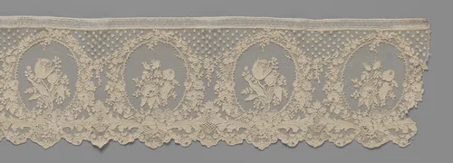 Strook naaldkant met tulp en rozentak in medaillons by anonymous, other, 1850-1860