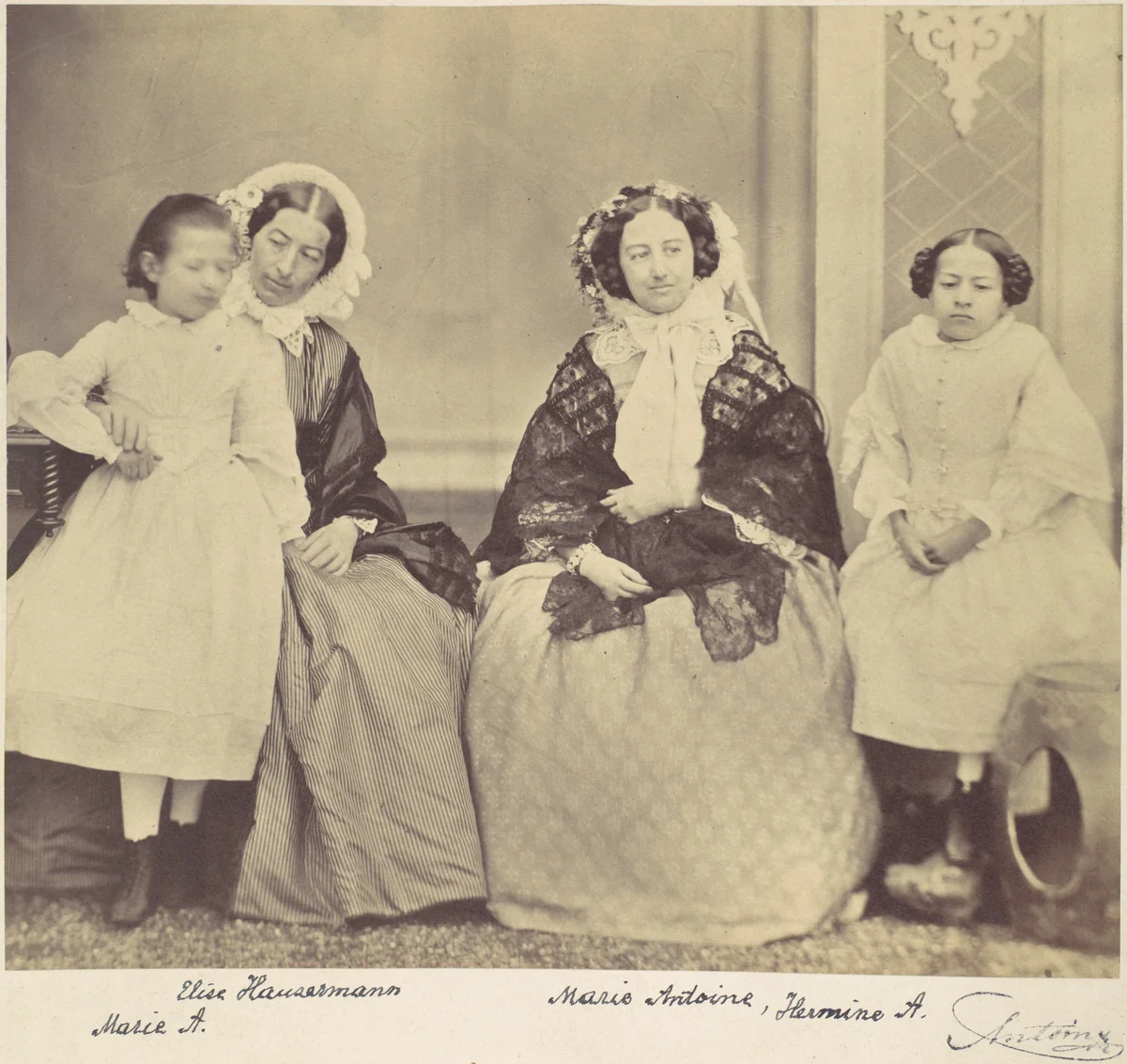 Elise Häusermann, Hermine, Marie and Marie Antoine by Franz Antoine, photograph, 1850-1869