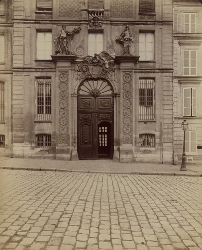 Versailles. Porte rue de l'Orangerie by Eugène Atget, photograph, 1902