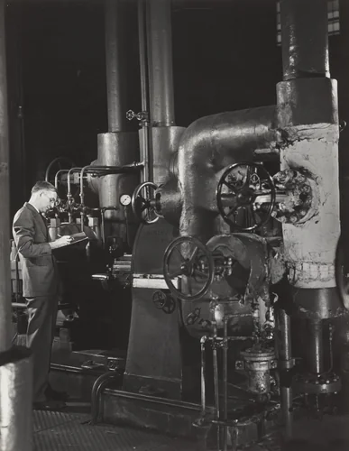 Untitled by Luke Swank, photograph, 1930