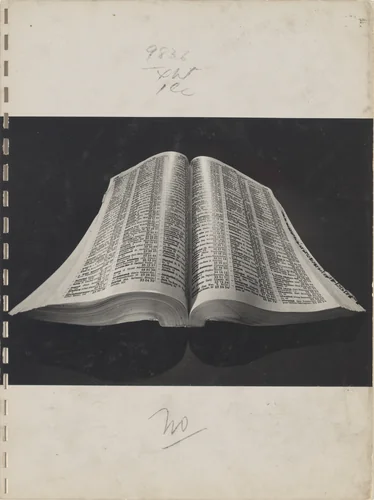 40 Fotos, page 2 by Robert Frank, photograph, 1946