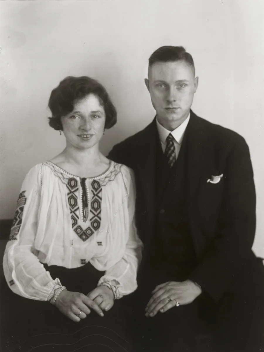 Middle-class Couple by August Sander, photograph, 1925