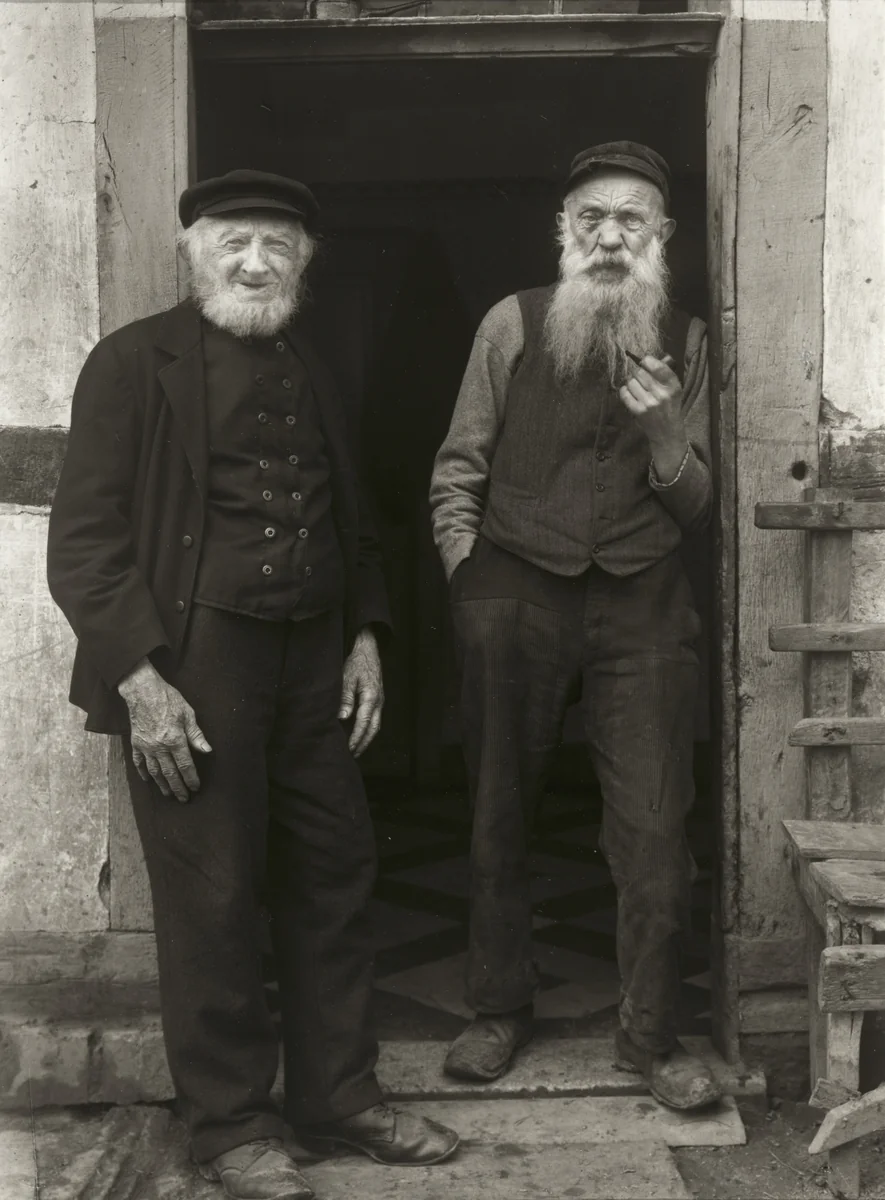Farmers from Leuscheid by August Sander, photograph, 1926