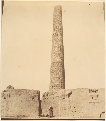 [Minaret of the Mosque of 40 Columns, Chehel Dokhtar, 359b.] by Luigi Pesce, photograph, 1840-1869