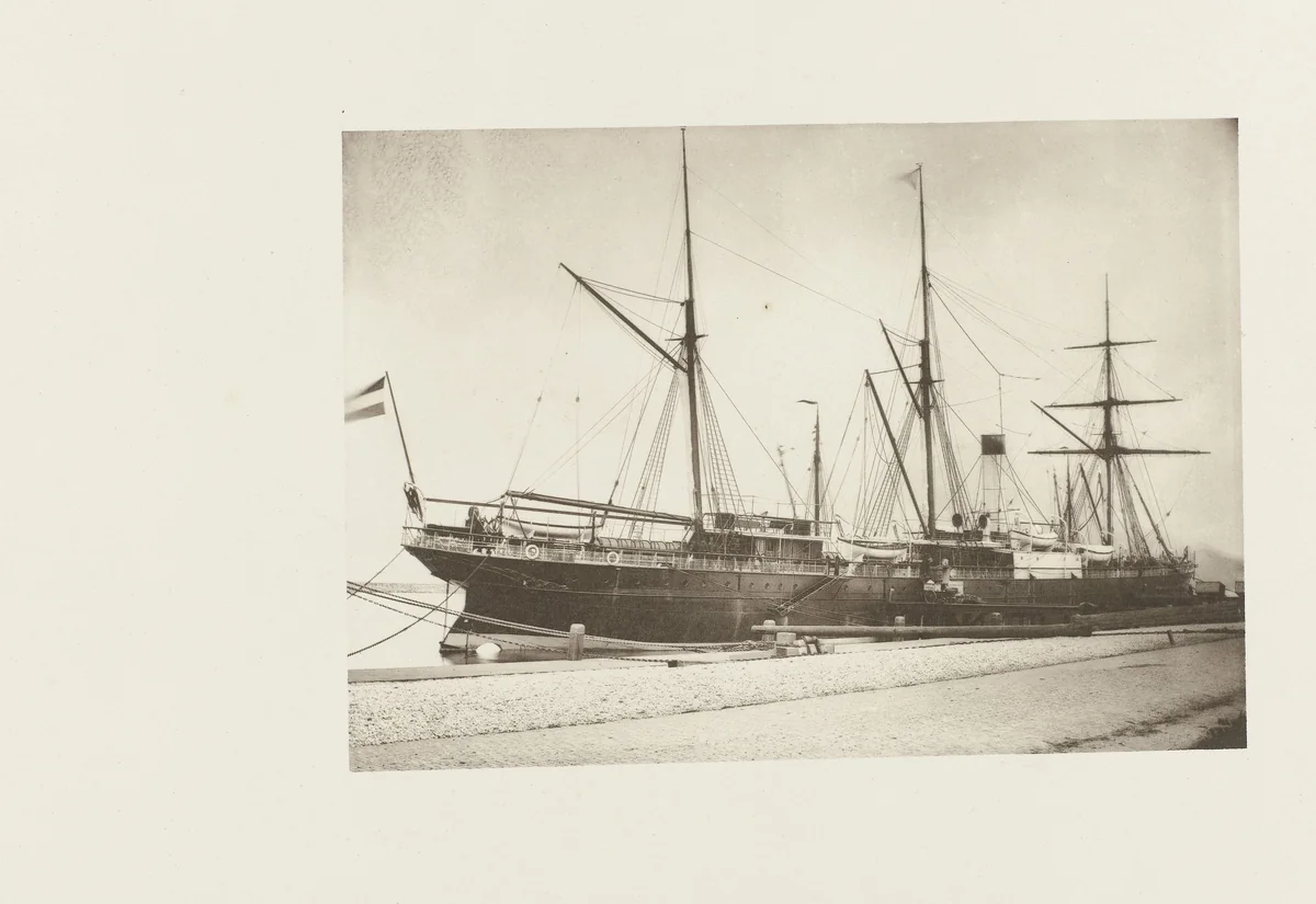 Stoomschip Willem III, vóór de brand van 1871 by Wegner & Mottu, photograph, 1871