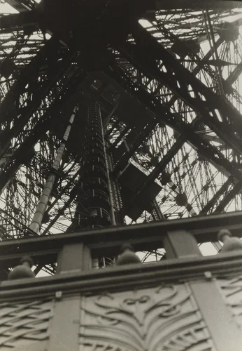 Untitled by Germaine Krull, photograph, 1927