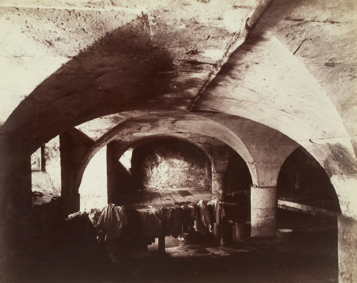 Saint-Denis, maison de retraite by Eugène Atget, photograph, 1901