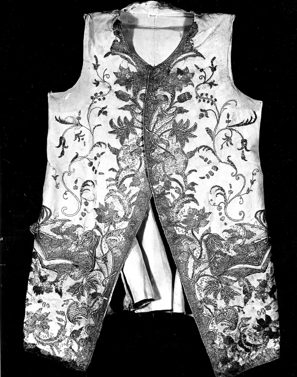Waistcoat by France or England, textile, 1701-1725