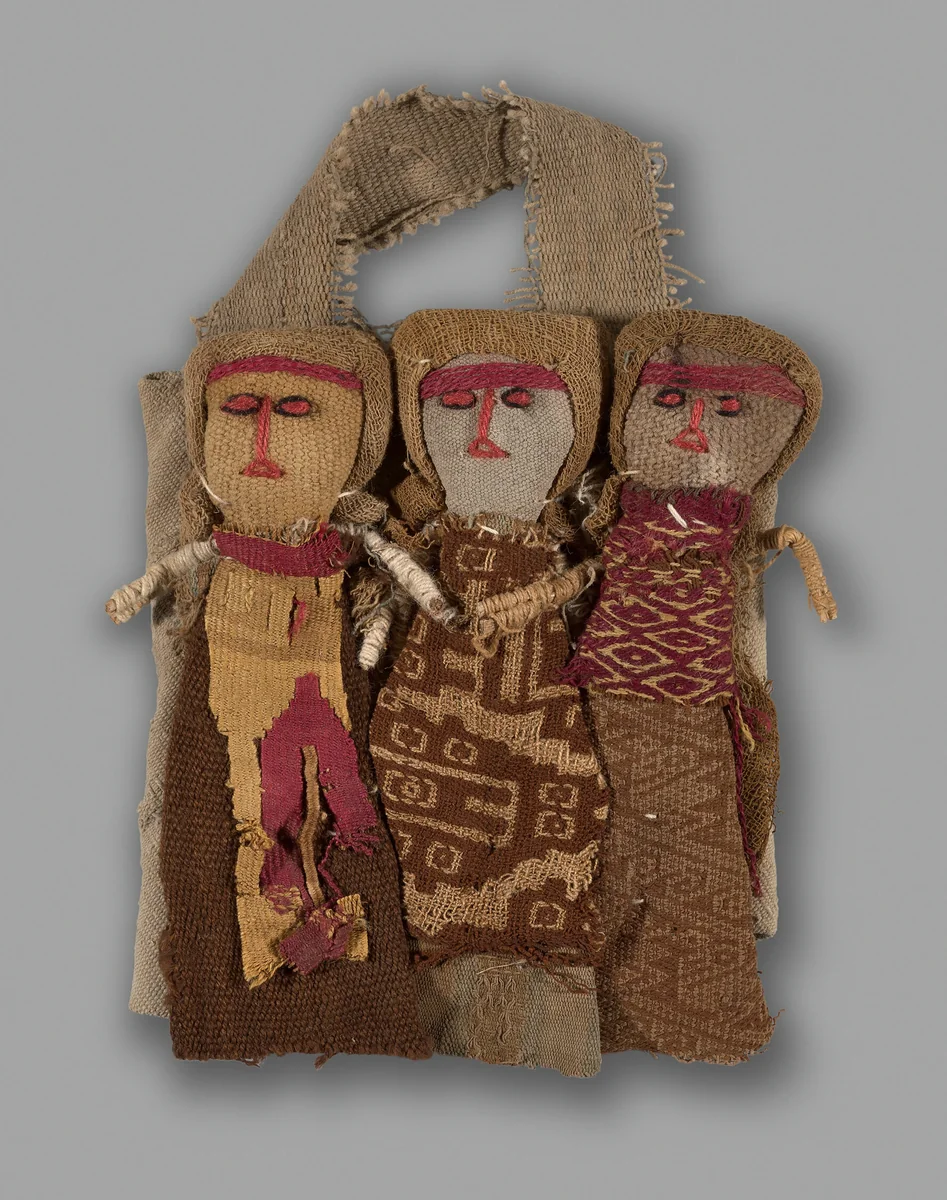Dolls by Chancay, textile, 1950-1984