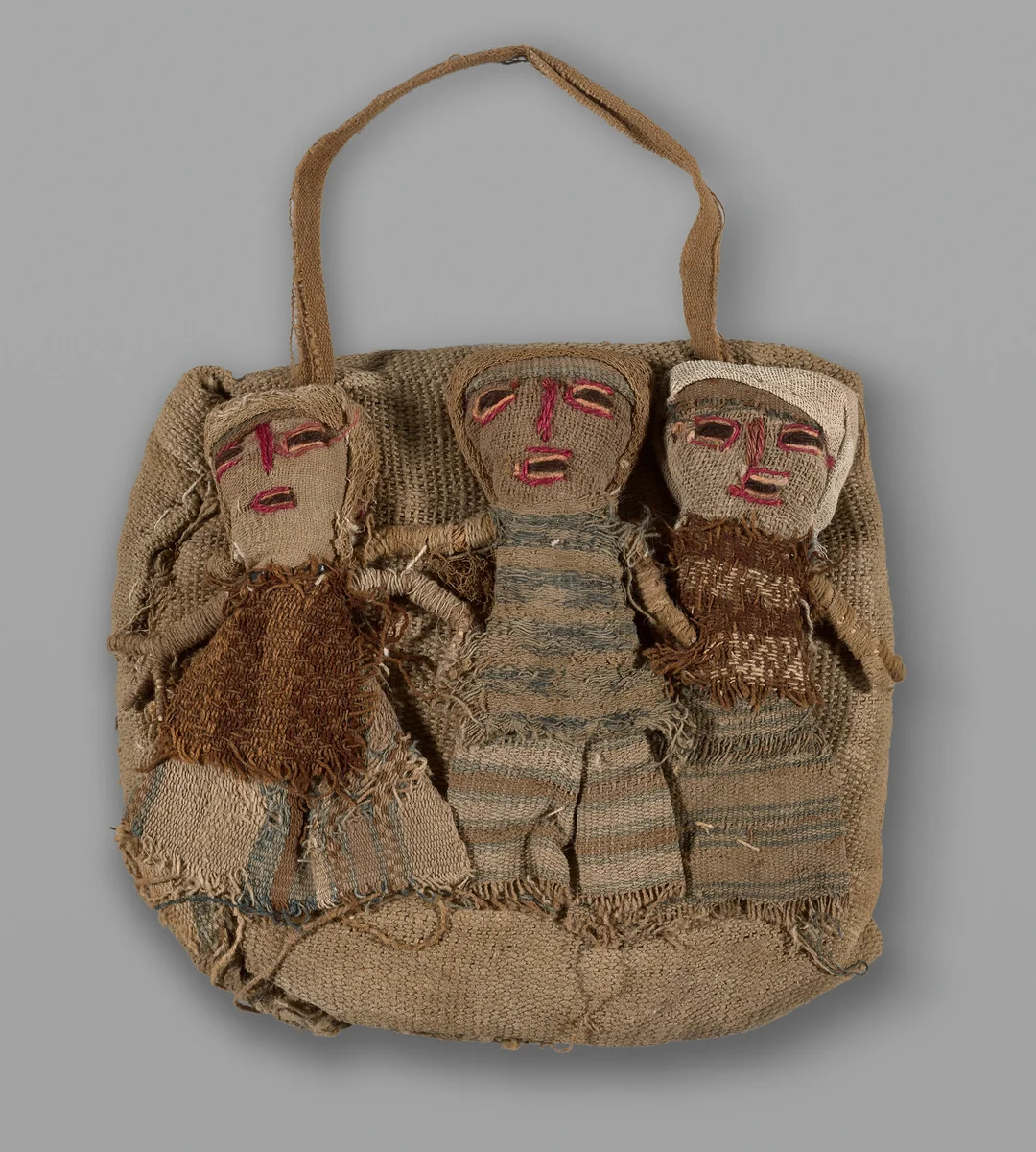 Dolls by Chancay, textile, 1950-1984