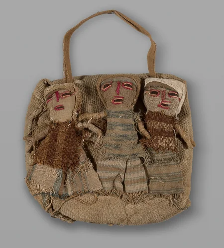 Dolls by Chancay, textile, 1950-1984