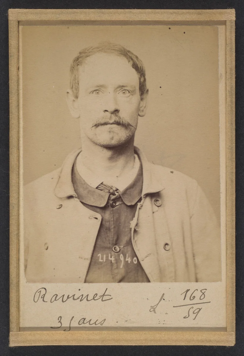 Ravinet. Gaston. 34 ans, né à Paris XIXe. Couvreur. Anarchiste. 1/3/94. by Alphonse Bertillon, photograph, 1894